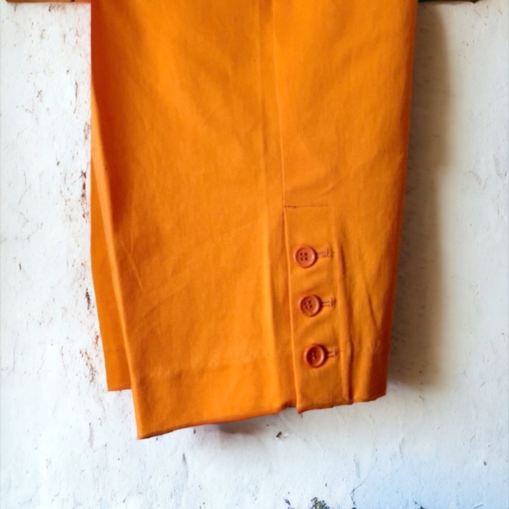 Monroe & Main Orange Capris - Picture 6 of 11